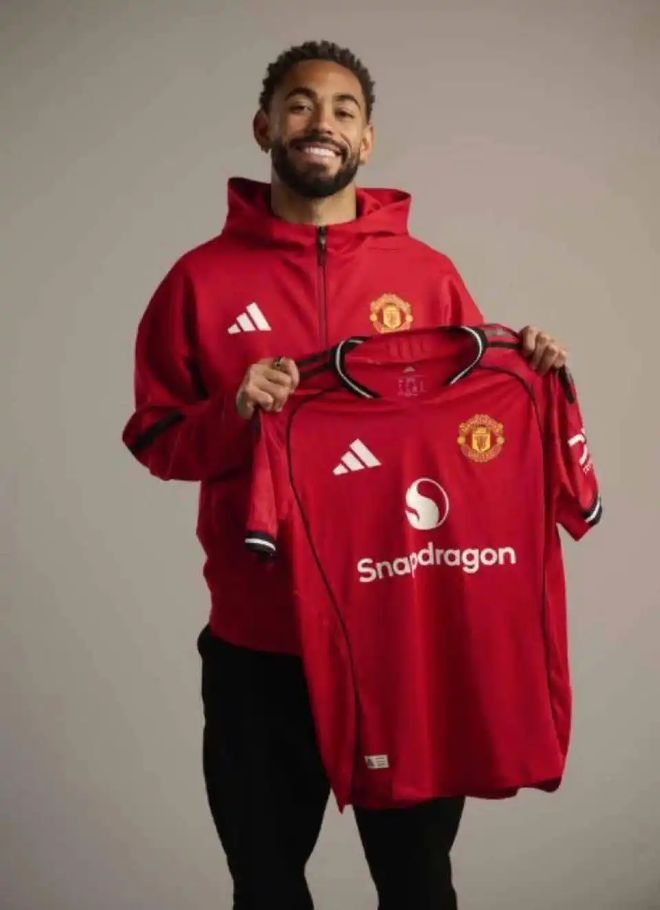 曼联夺得足总杯冠军-ayx