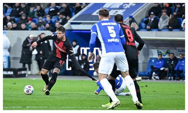 足总杯今夜走向成谜，斯图加特扳平良机，态度坚定，高层口径保持一致的简单介绍-ayx